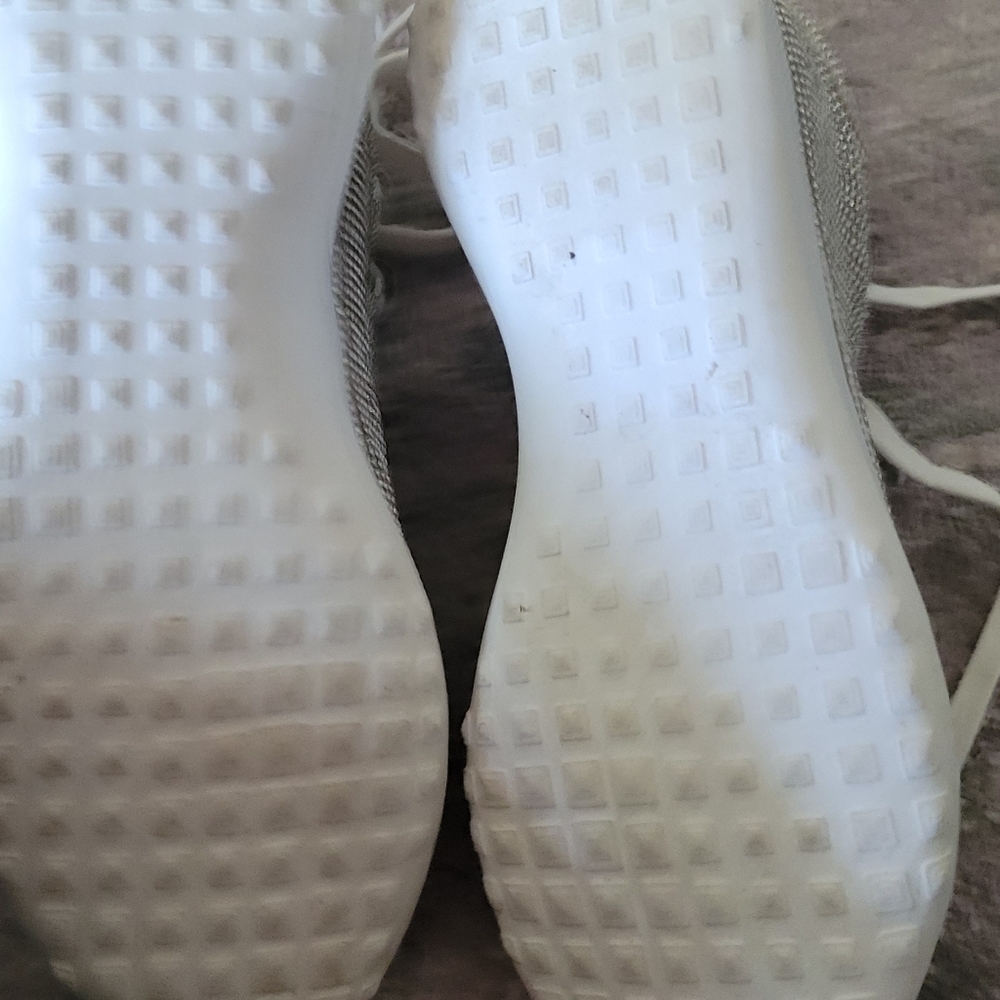 David Bridal Diamond Stud Tennis Shoes